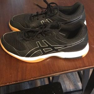 Women’s ASICS